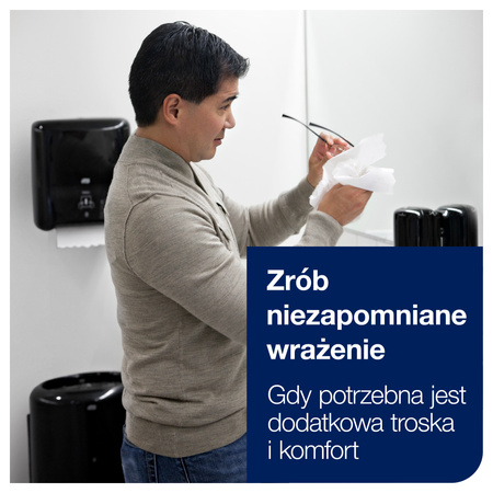 Tork Matic® dozownik do ręczników papierowych w roli H1, czarny, dozowanie po jednym odcinku, linia Elevation, 551008