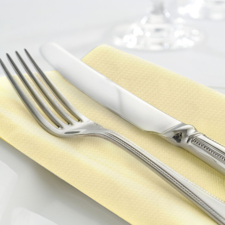 Tork Textured szampańska serwetka obiadowa, składana w 1/4