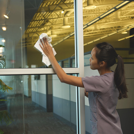 Tork czyściwo papierowe do średnich zabrudzeń