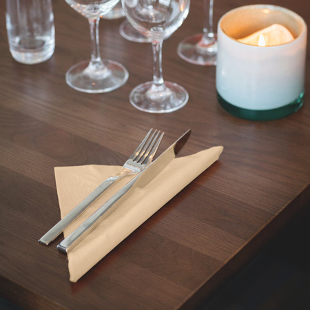 Tork piaskowa serwetka lunchowa, składana w 1/4