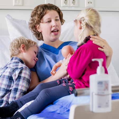 Tork zaczep na łóżko do butelki z preparatem do dezynfekcji (500ml), stal nierdzewna, uniwersalny w montażu 511050